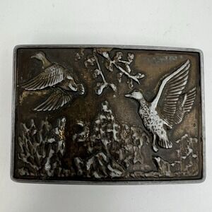 Vintage Flying Geese Ducks Belt‎ Buckle Hunting Wildlife